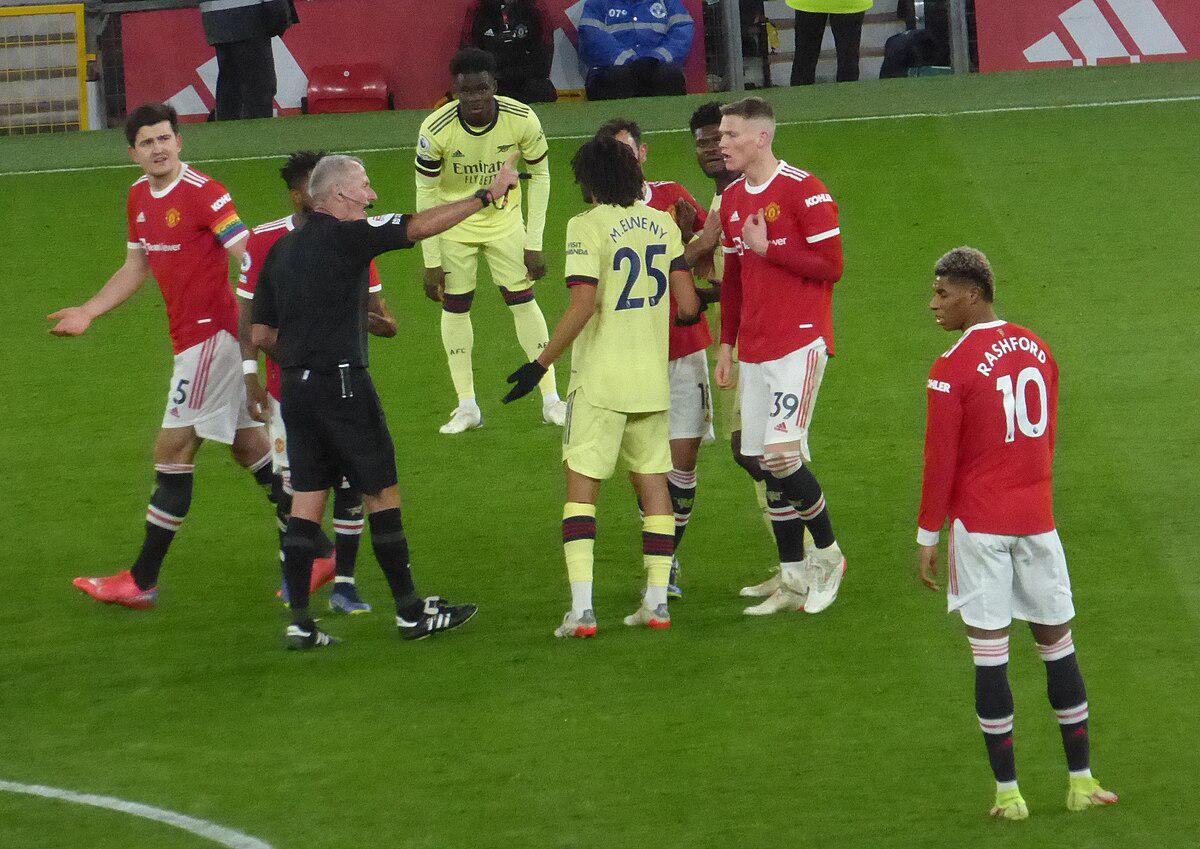 萨卡盘带与传中技术解码：英超最全能边锋的进攻武器库